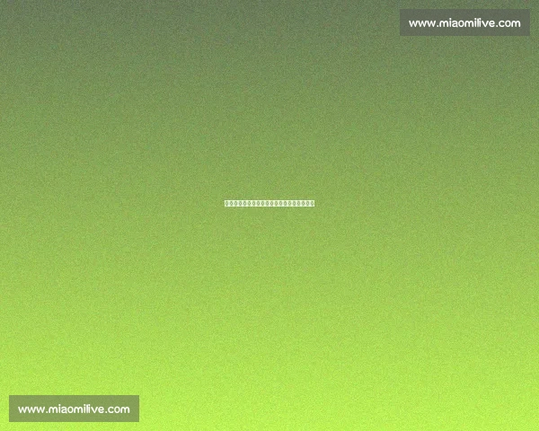 空门卧射偏出瞬间！看台视角下的遗憾与呐喊