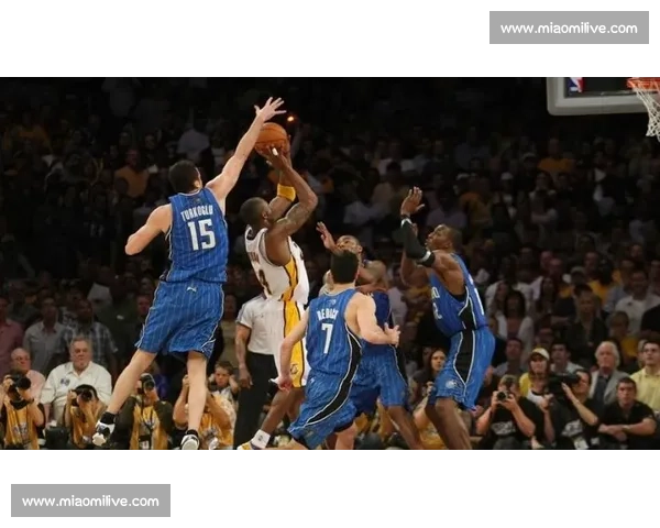 科比率湖人鏖战爵士经典对决重现NBA黄金年代荣光巅峰之夜传奇回忆