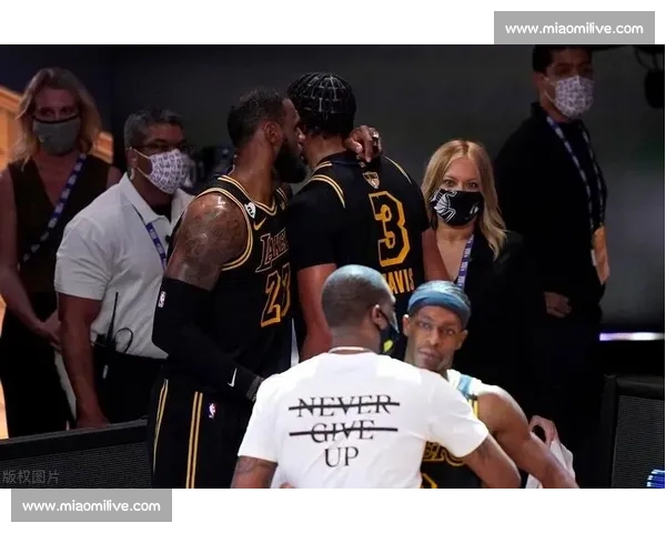 NBA总决赛湖人对阵热火阵容解析与冠军走向前瞻核心球星战术博弈
